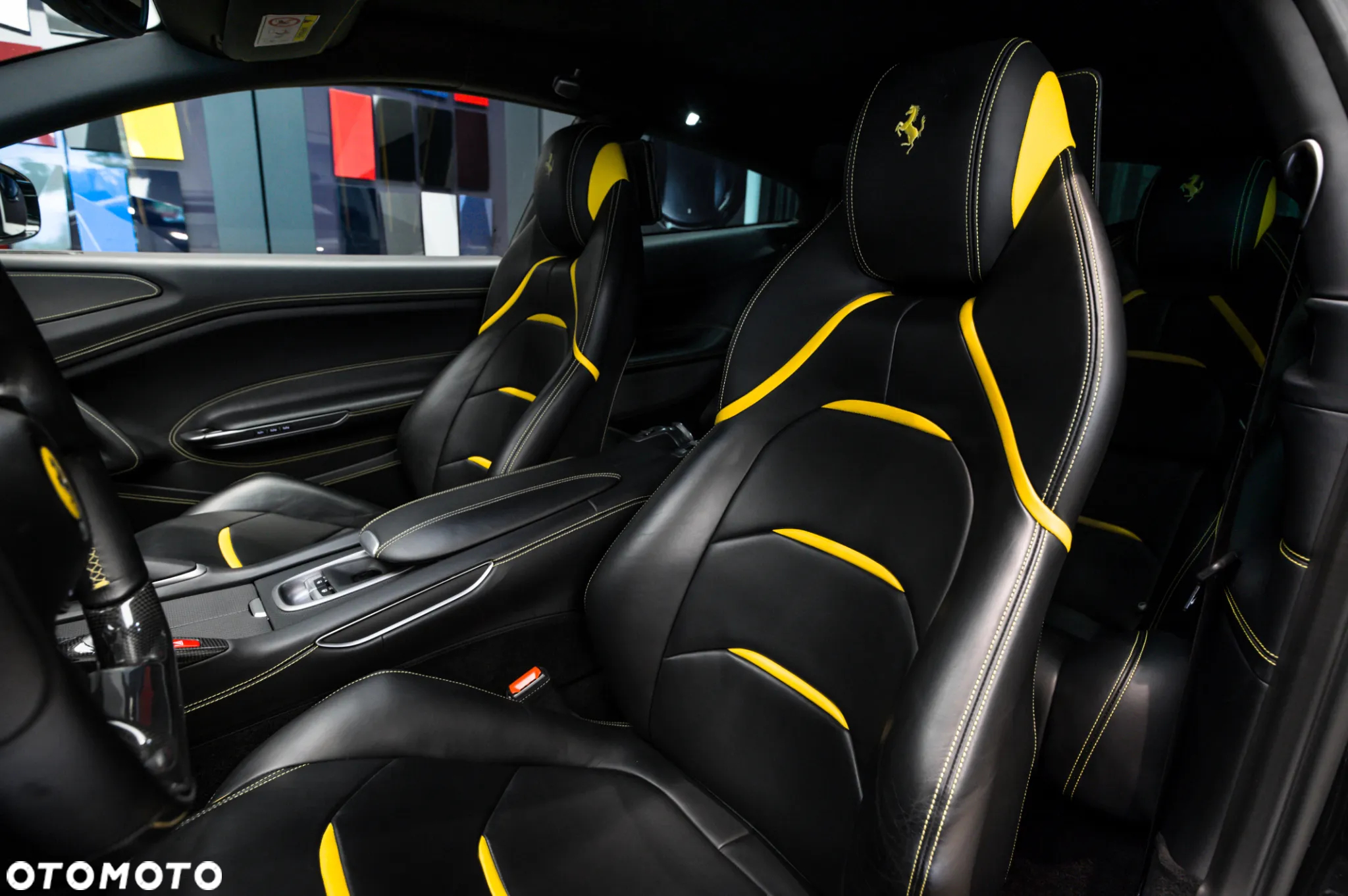 Ferrari GTC4Lusso - 21