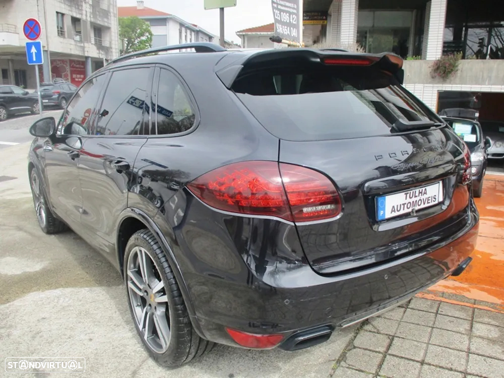 Porsche Cayenne S Hybrid - 7