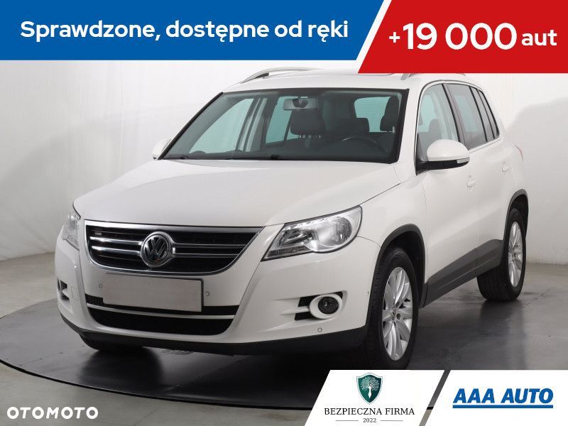 Volkswagen Tiguan - 2