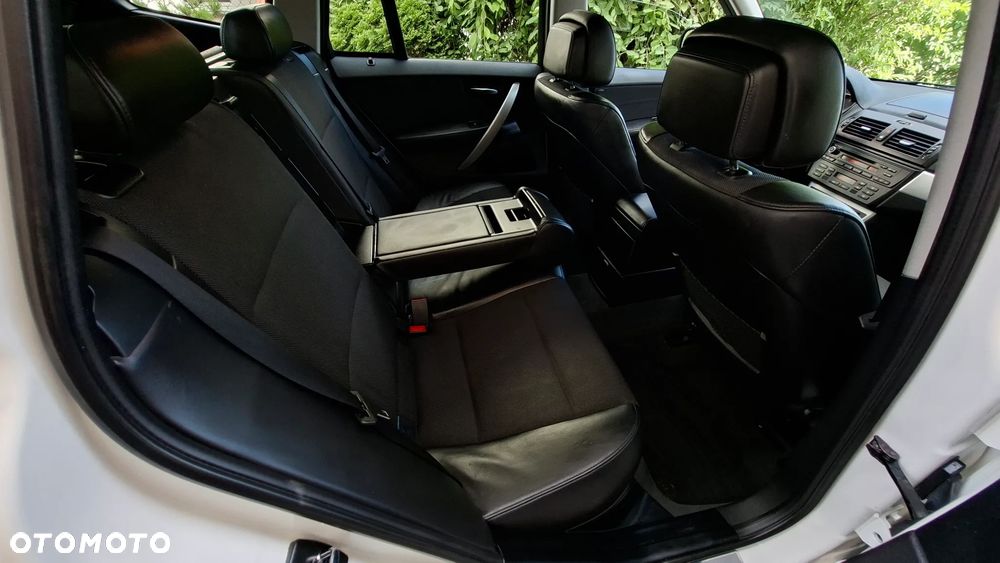 BMW X3 xDrive18d Limited Sport Edition - 18
