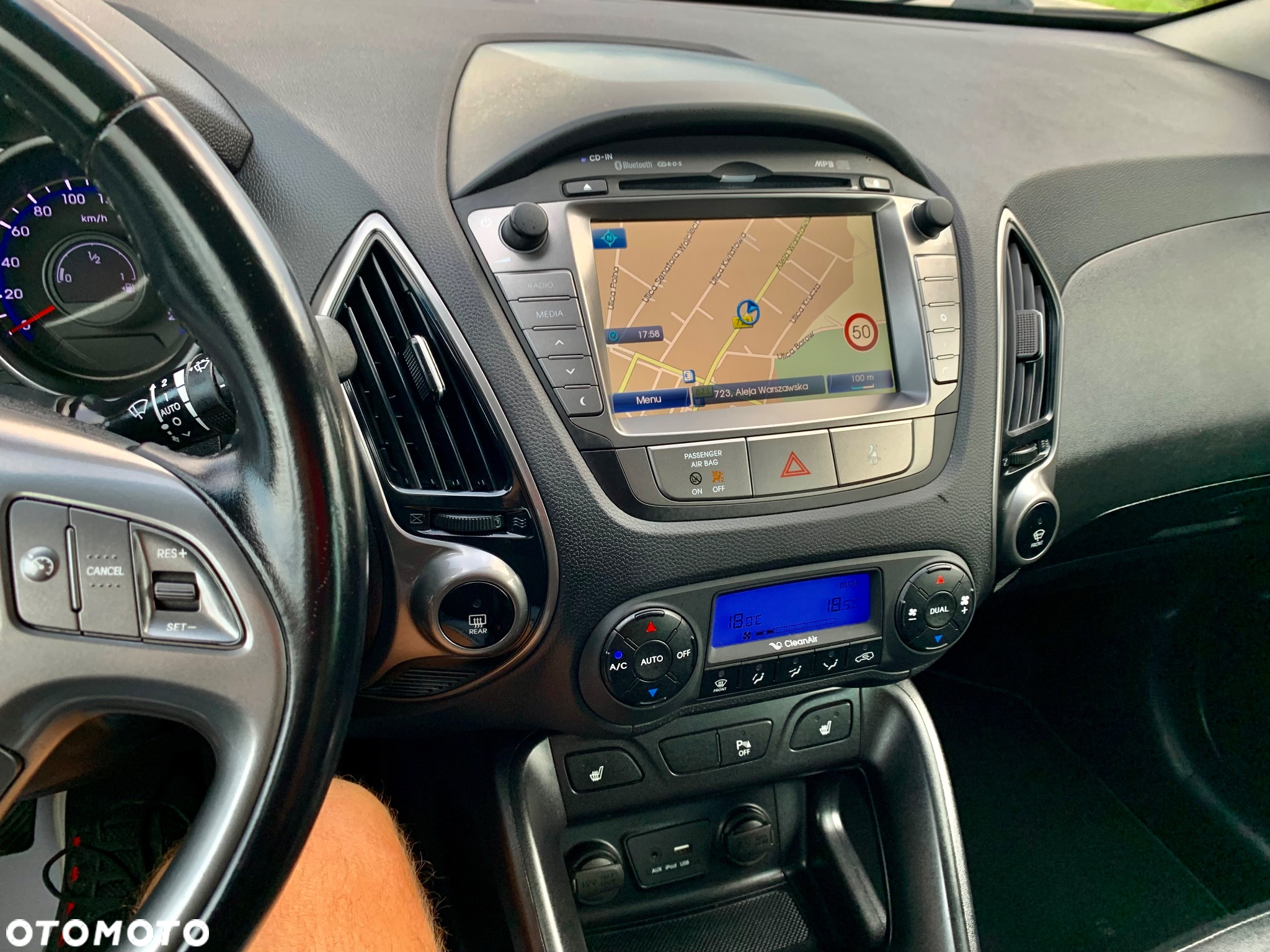 Hyundai ix35 1.7 CRDi Comfort 2WD - 26