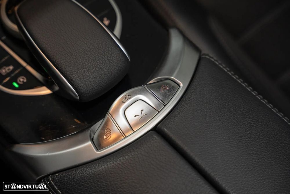 Mercedes-Benz C 220 d Cabrio AMG Line Aut. - 16