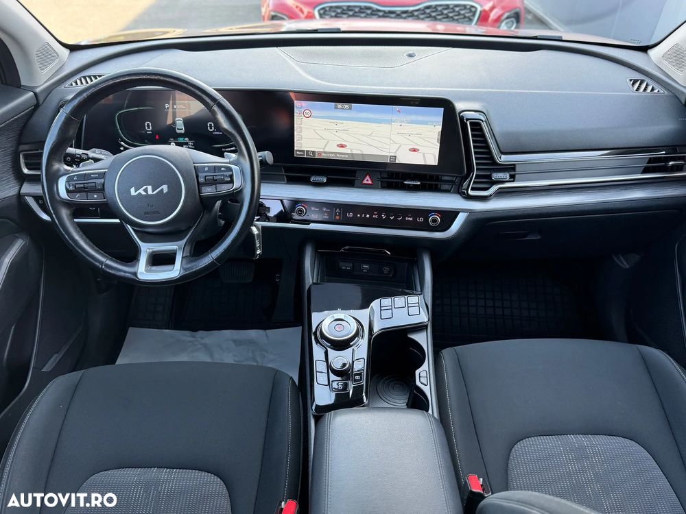 Kia Sportage 1.6 T-GDI MHEV 7DCT HP 4x4 Business Line - 4