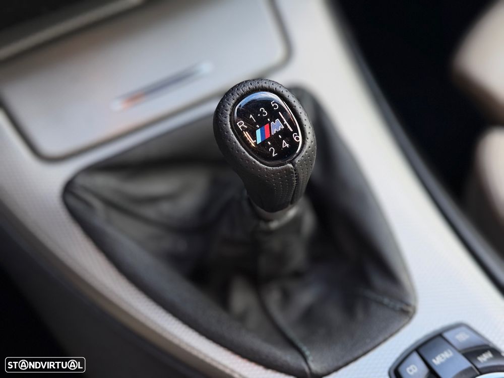 BMW 320 d Cabrio Intense - 14