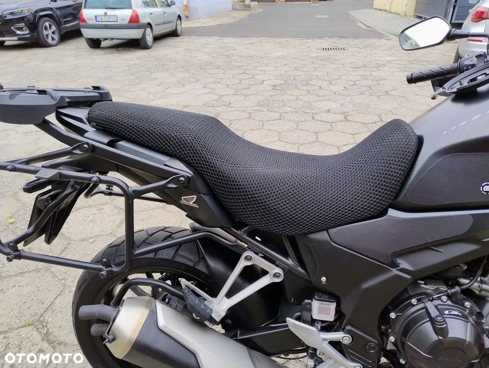 Honda CB - 16