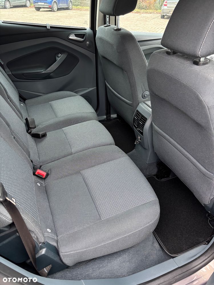 Ford C-MAX - 10