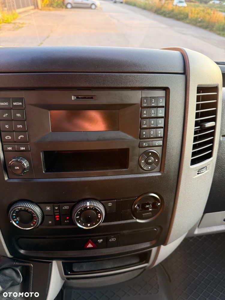 Mercedes-Benz Sprinter 906 319 silnik 3.0 190 km Automat 7G - 22