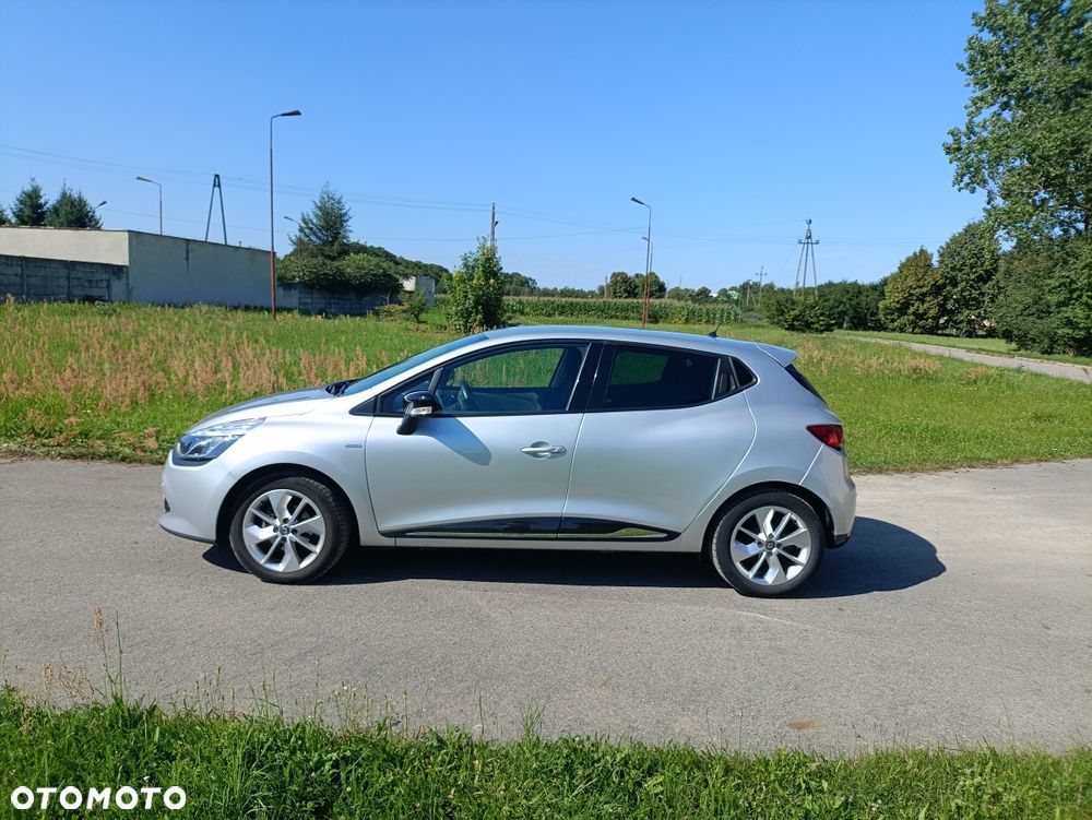 Renault Clio - 7