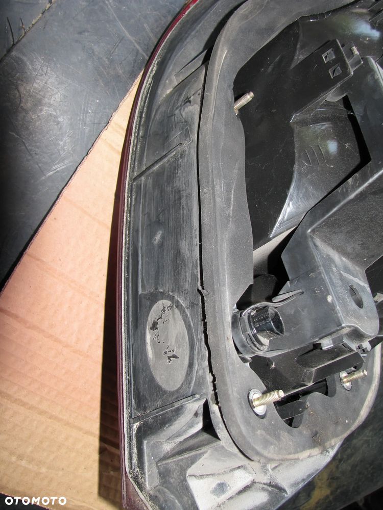 BMW E60 Lampa tył tylna prawa - 8