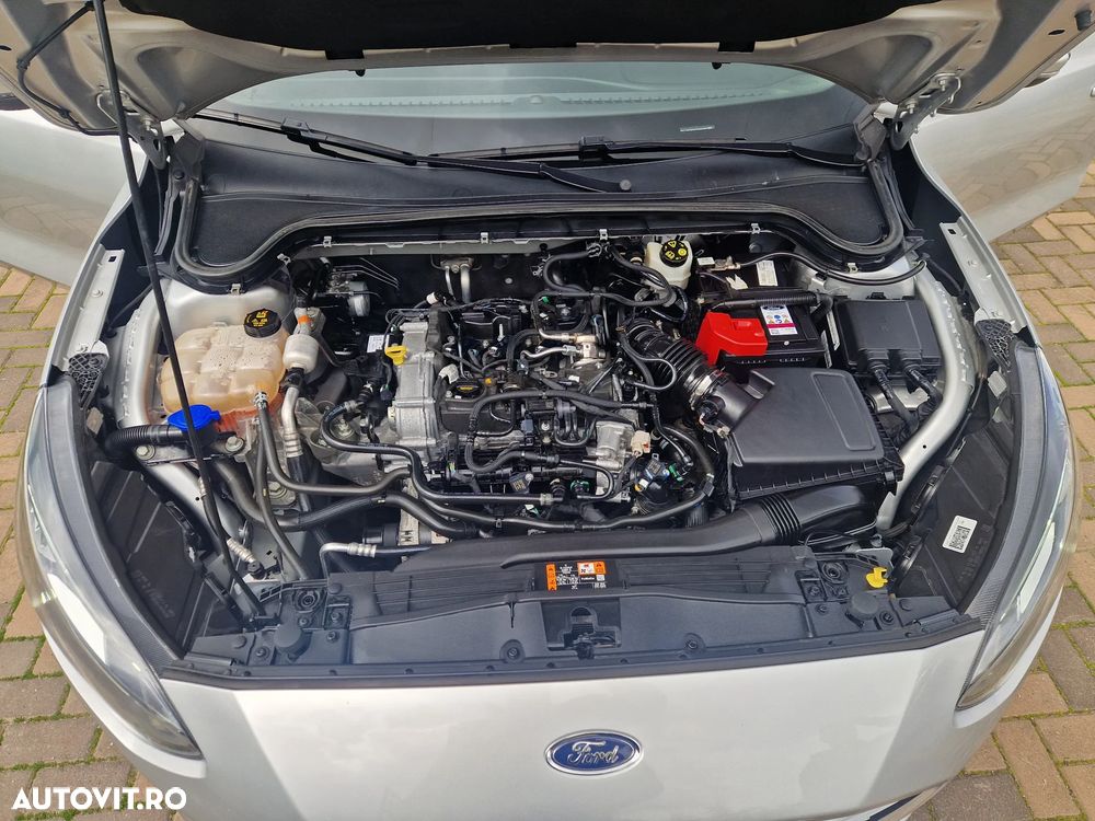 Ford Focus 1.0 EcoBoost Titanium - 32