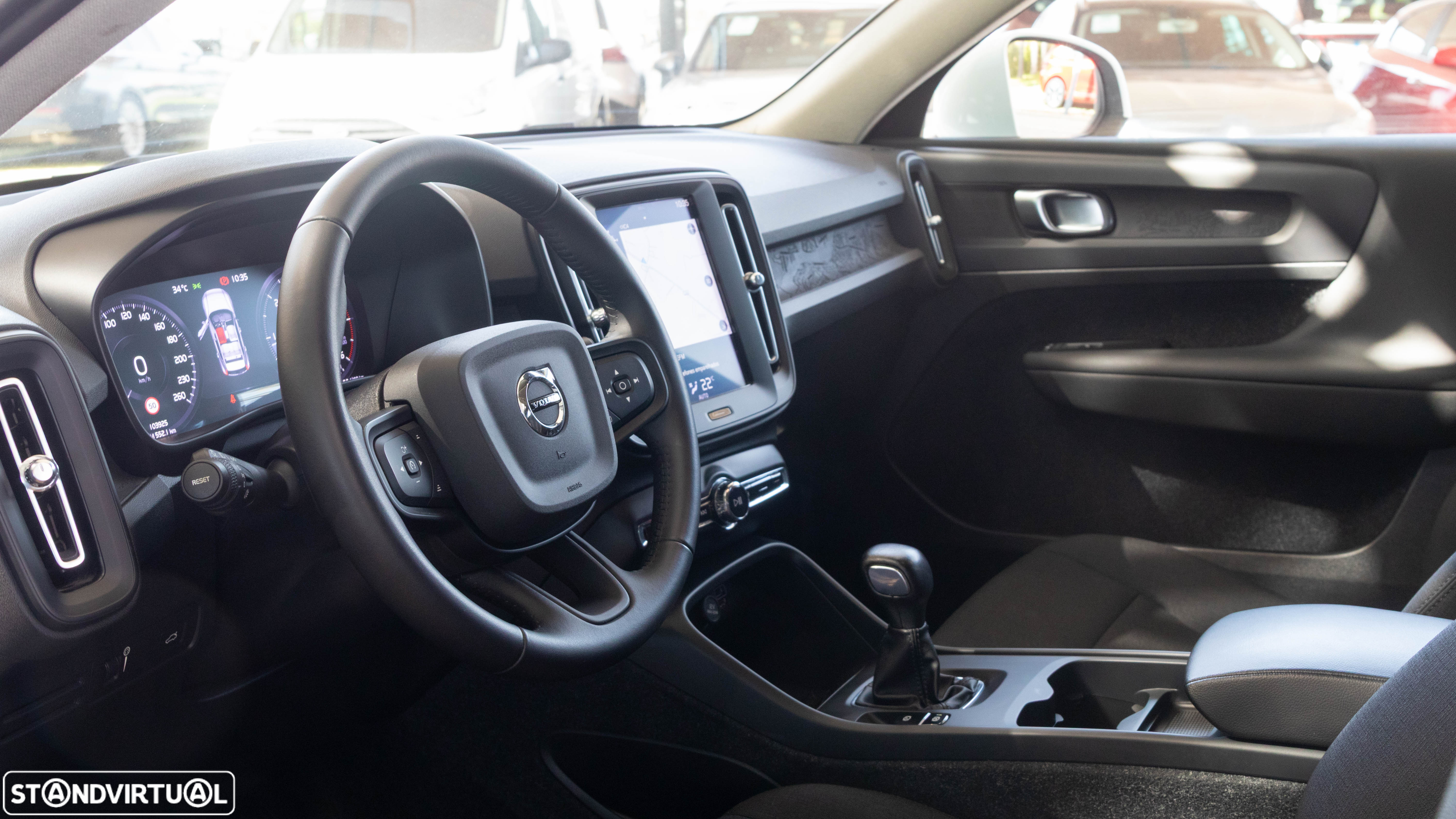 Volvo XC 40 2.0 D3 Momentum - 4