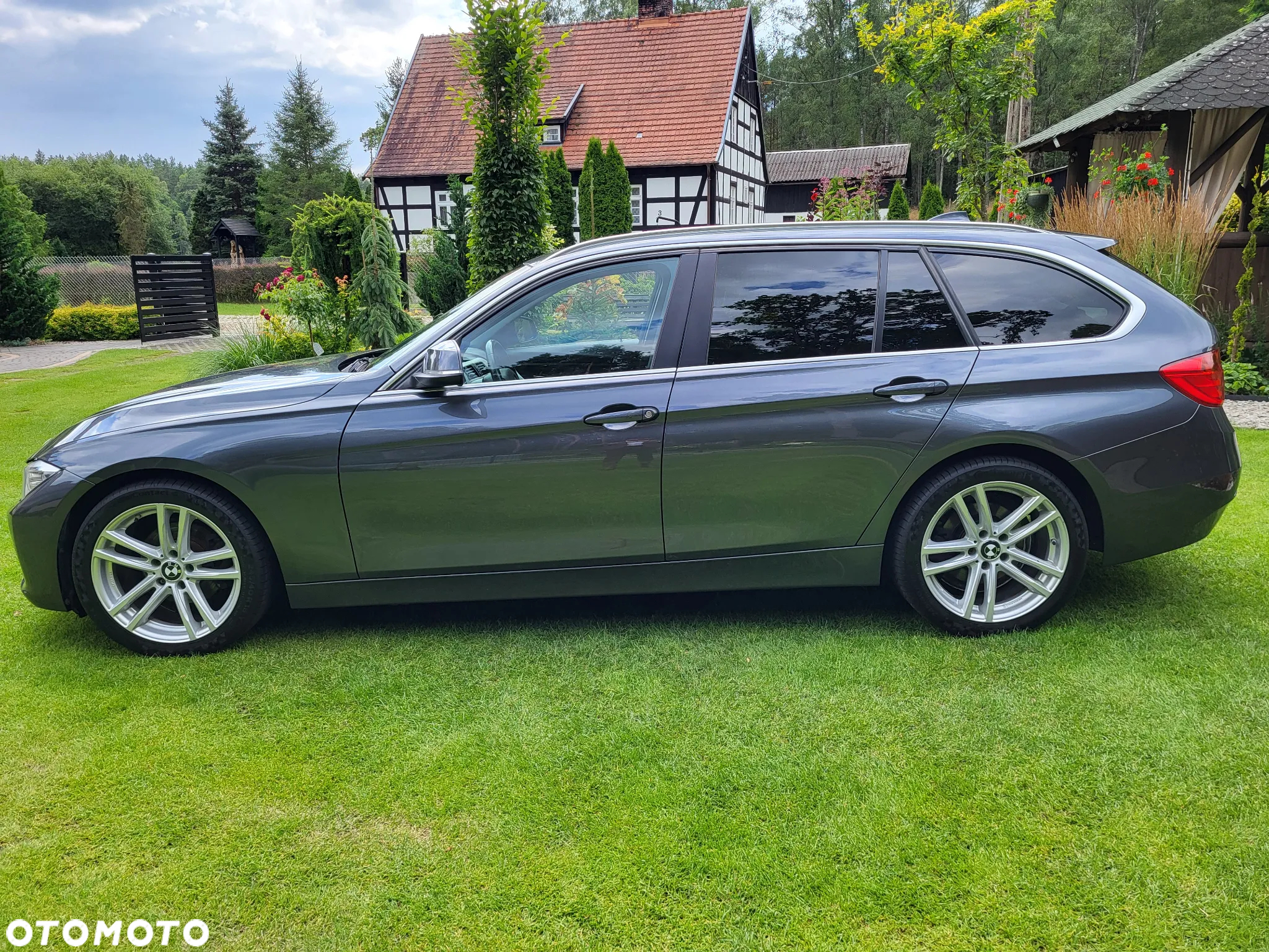 BMW Seria 3 318d Touring - 19