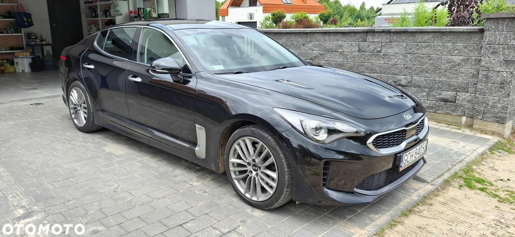 Kia Stinger 2.0 T-GDI GT Line - 1