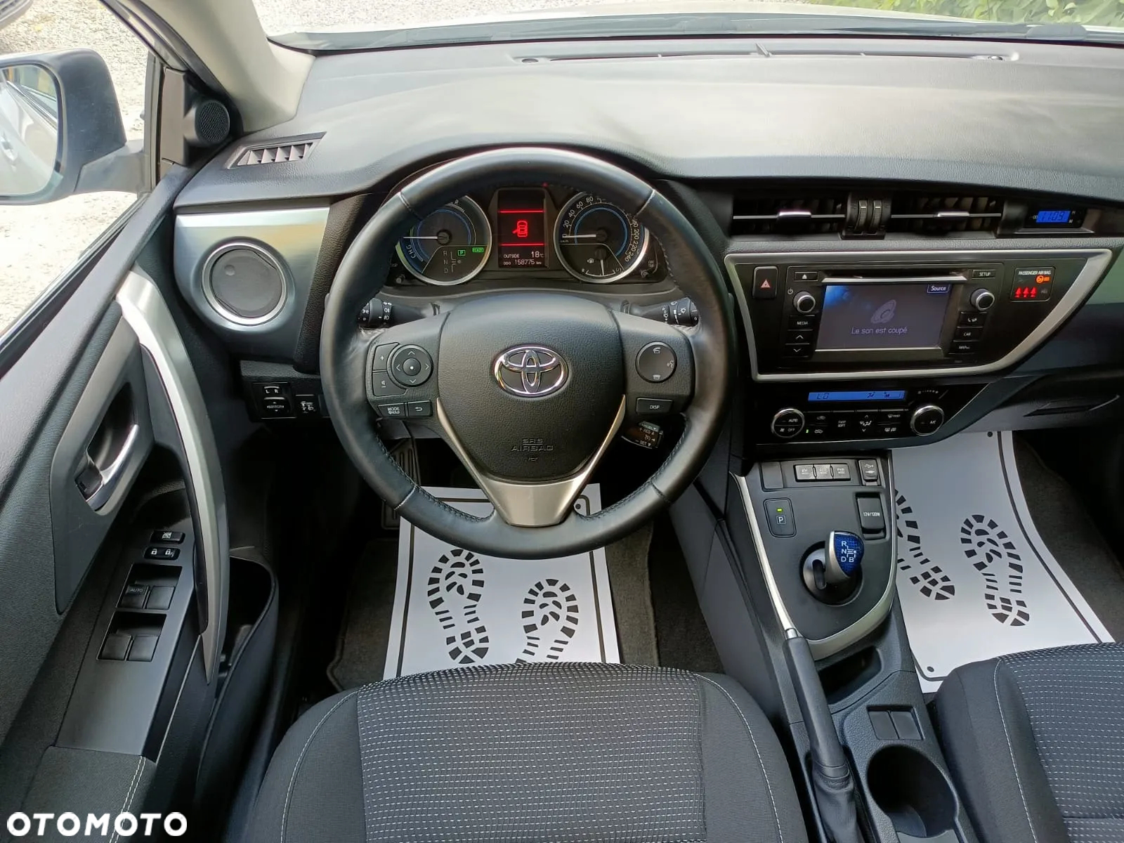 Toyota Auris - 12