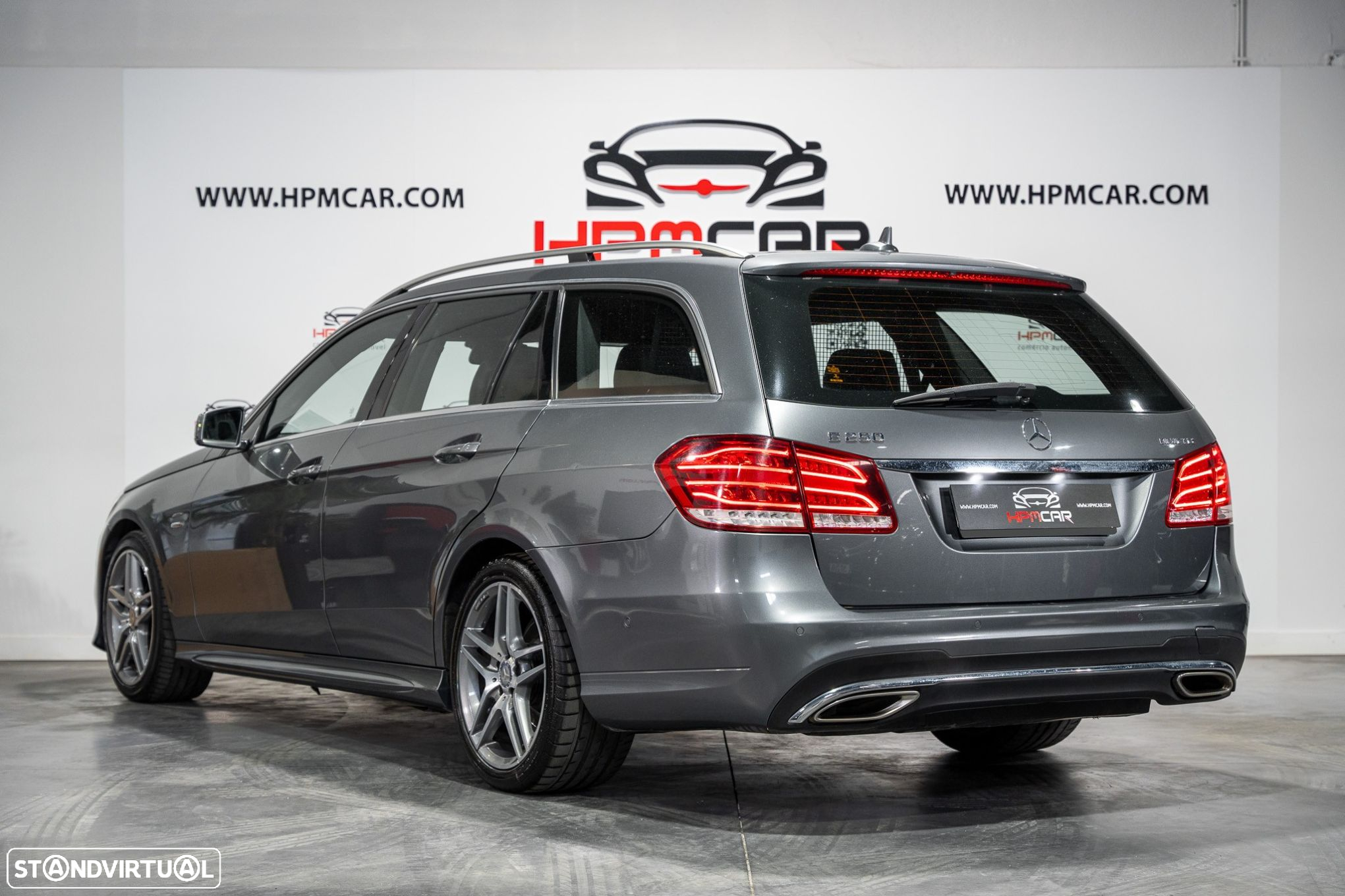 Mercedes-Benz E 250 BlueTEC Avantgarde Auto. - 12