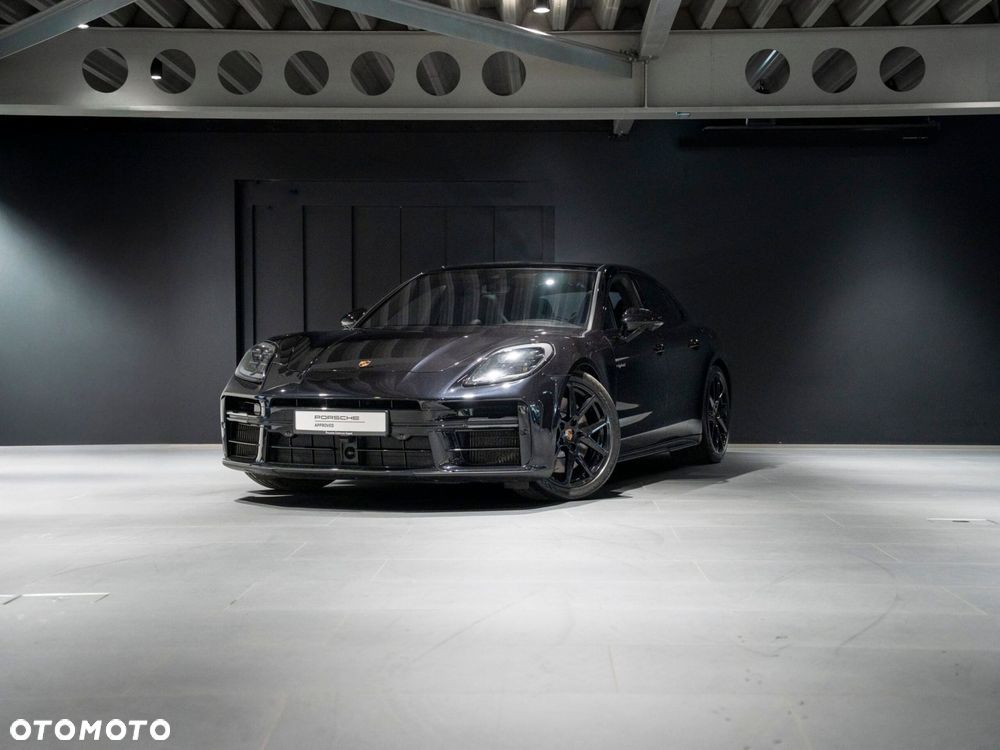 Porsche Panamera - 8