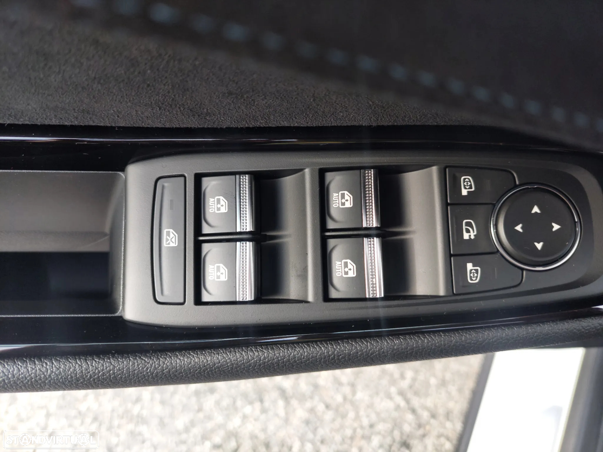 Renault Austral 1.2 E-Tech Iconic Espirit - 18