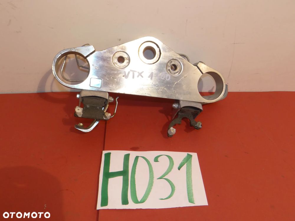 H031 HONDA VTX PÓŁKA GÓRNA