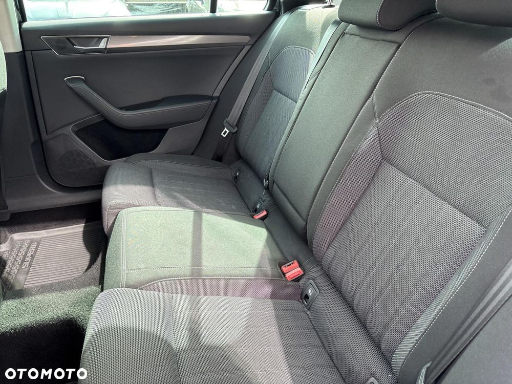 Skoda Superb 2.0 TDI SCR 4x4 Style DSG - 16