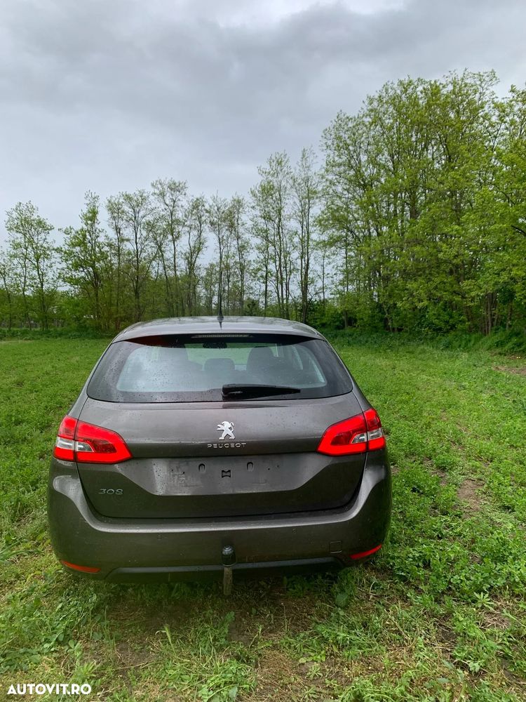 Peugeot 308 1.6 HDI FAP Active - 3