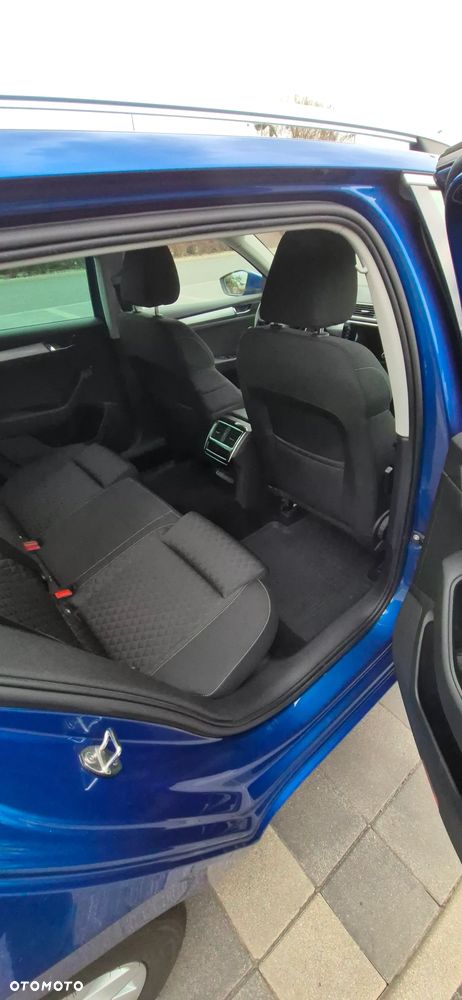 Skoda Superb 2.0 TDI SCR Ambition DSG - 6