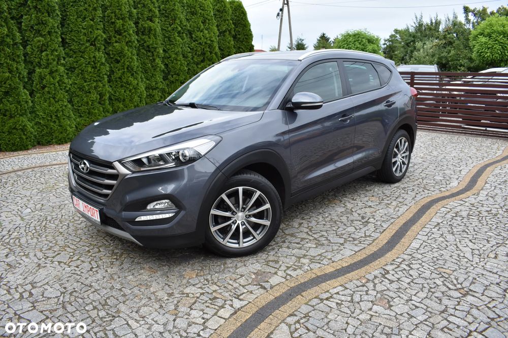 Hyundai Tucson 2.0 CRDi 4WD Automatik Intro Edition - 23