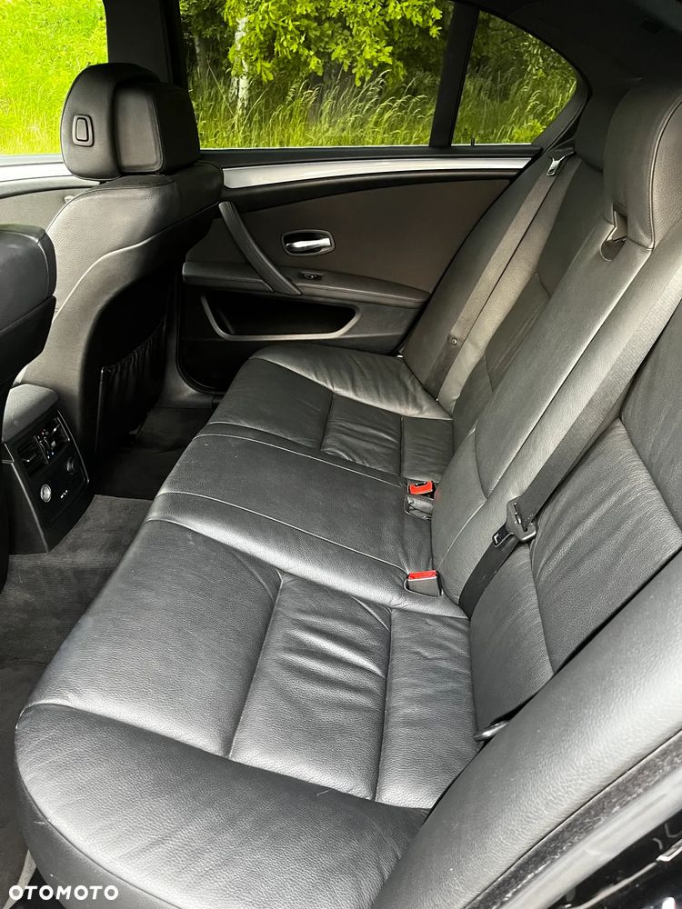 BMW Seria 5 - 11