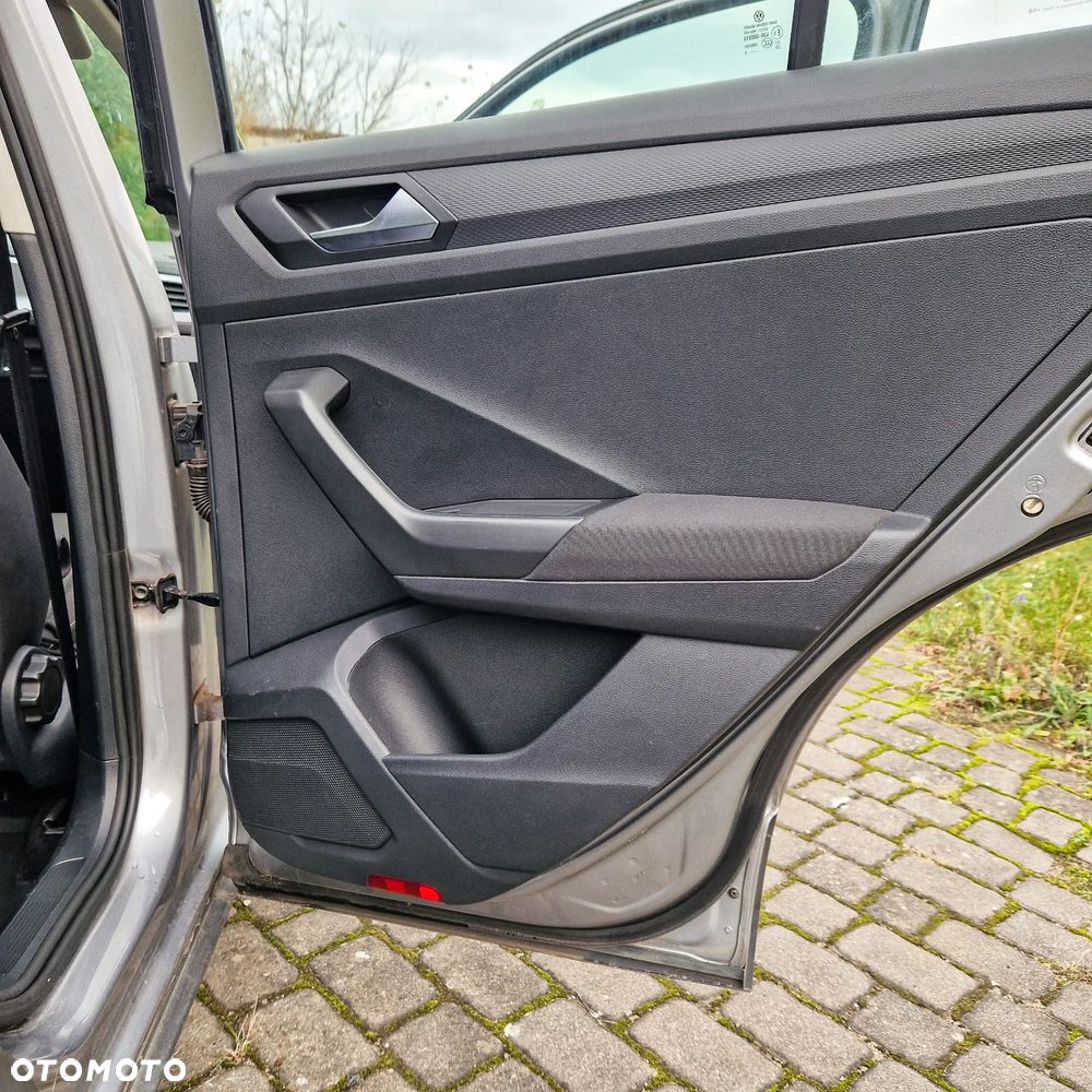 Volkswagen T-Roc 1.5 TSI Life - 14