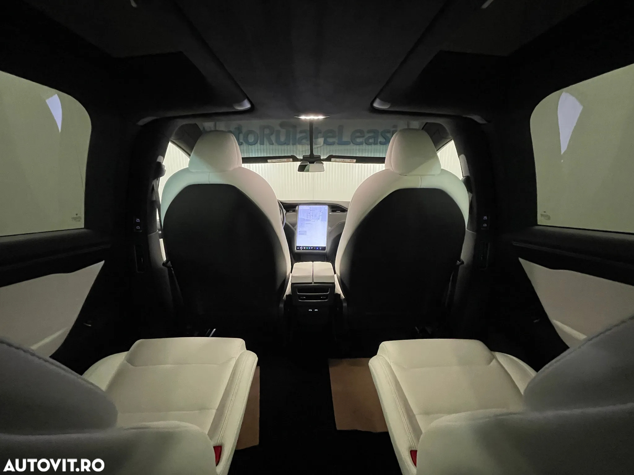 Tesla Model X Performance - 8