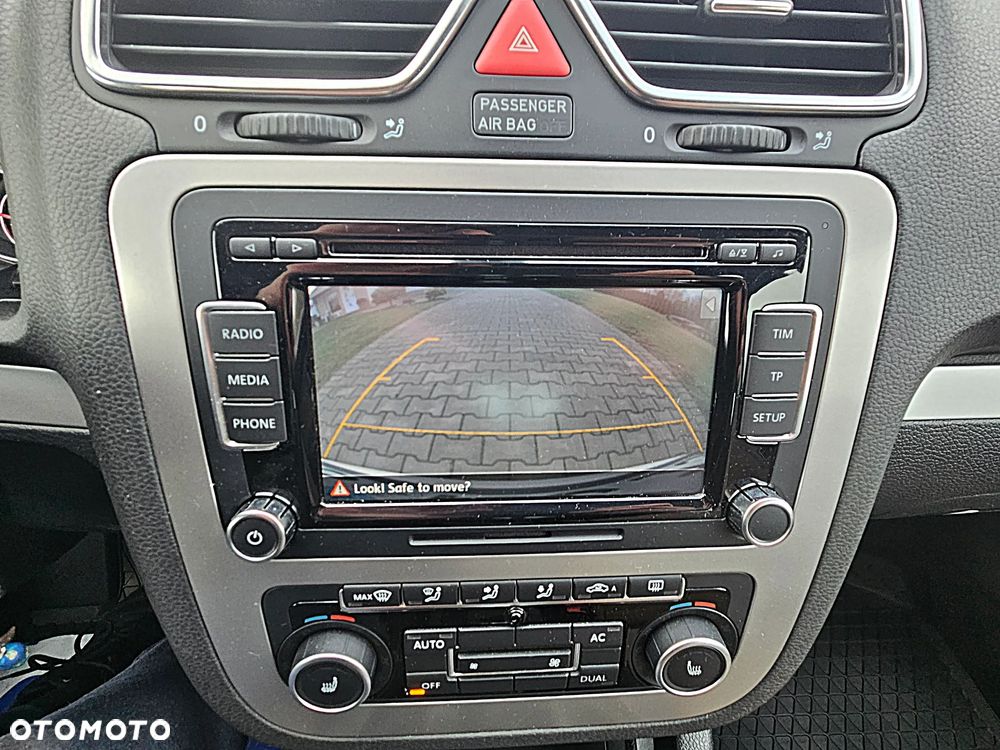 Volkswagen Scirocco 1.4 TSI DSG Edition - 32