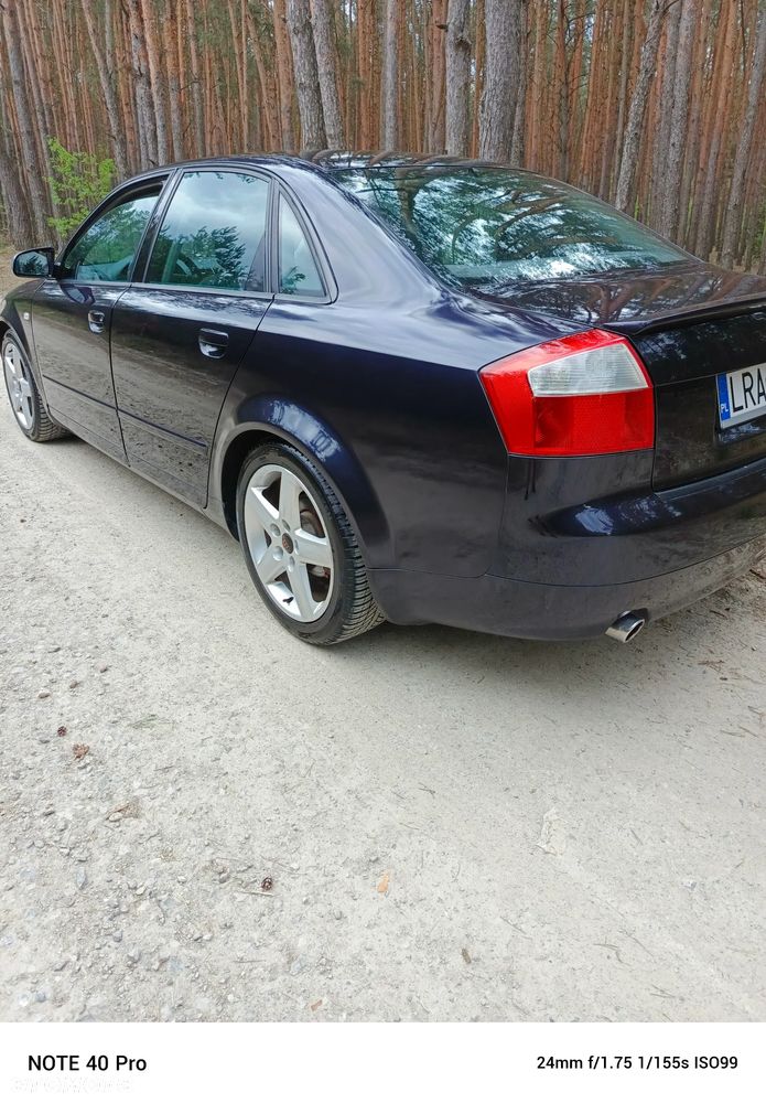 Audi A4 Limousine 1.8T - 13