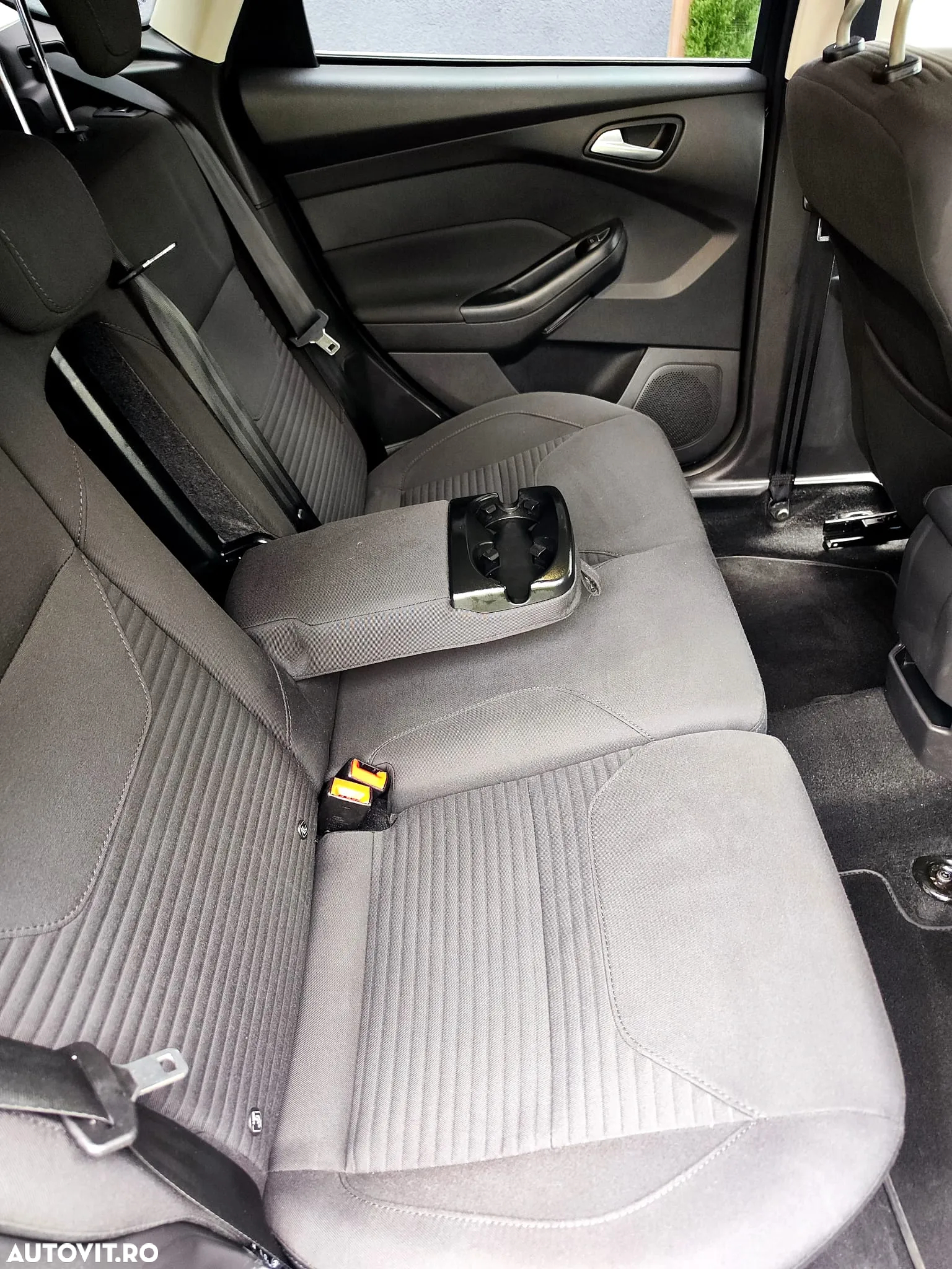 Ford Focus 1.5 EcoBlue Start-Stopp-System TITANIUM - 7