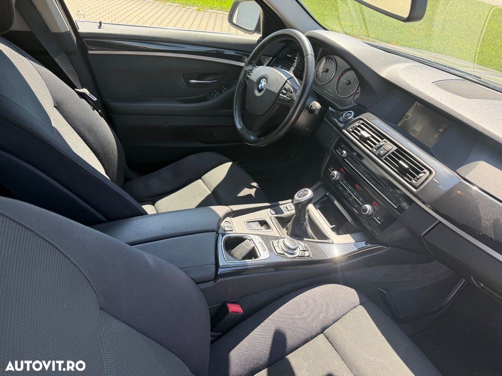 BMW 5 Series 2011 — imagine 7