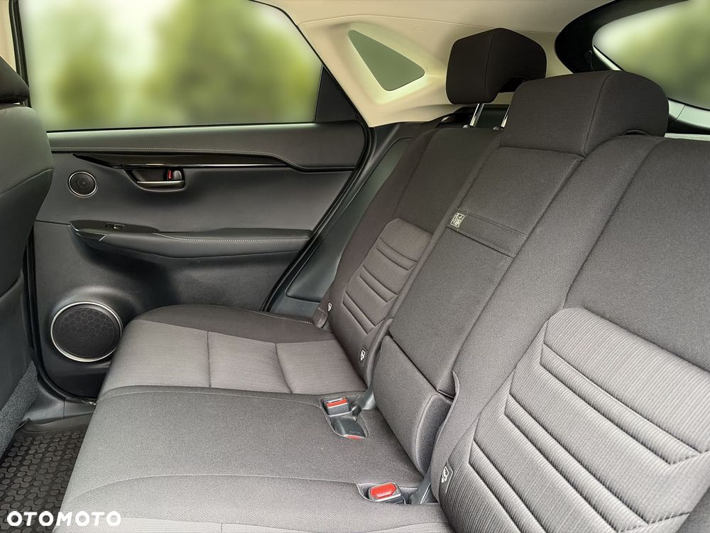Lexus NX 300h Elegance AWD - 17