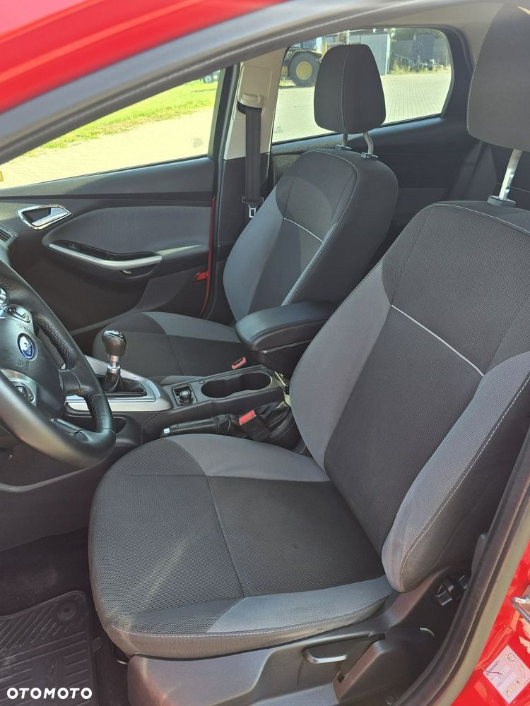 Ford Focus - 16