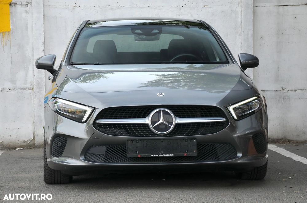 Mercedes-Benz A 180 7G-DCT Edition 2021 - 12