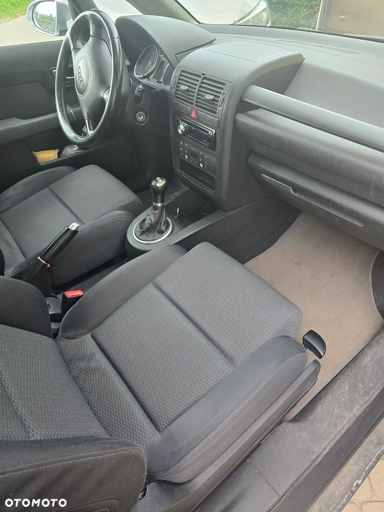 Audi A2 1.4 - 12