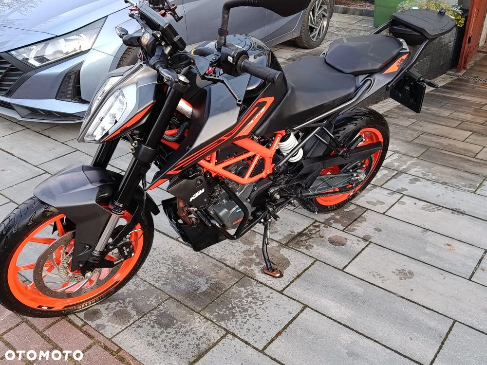 KTM Duke 125 - 1