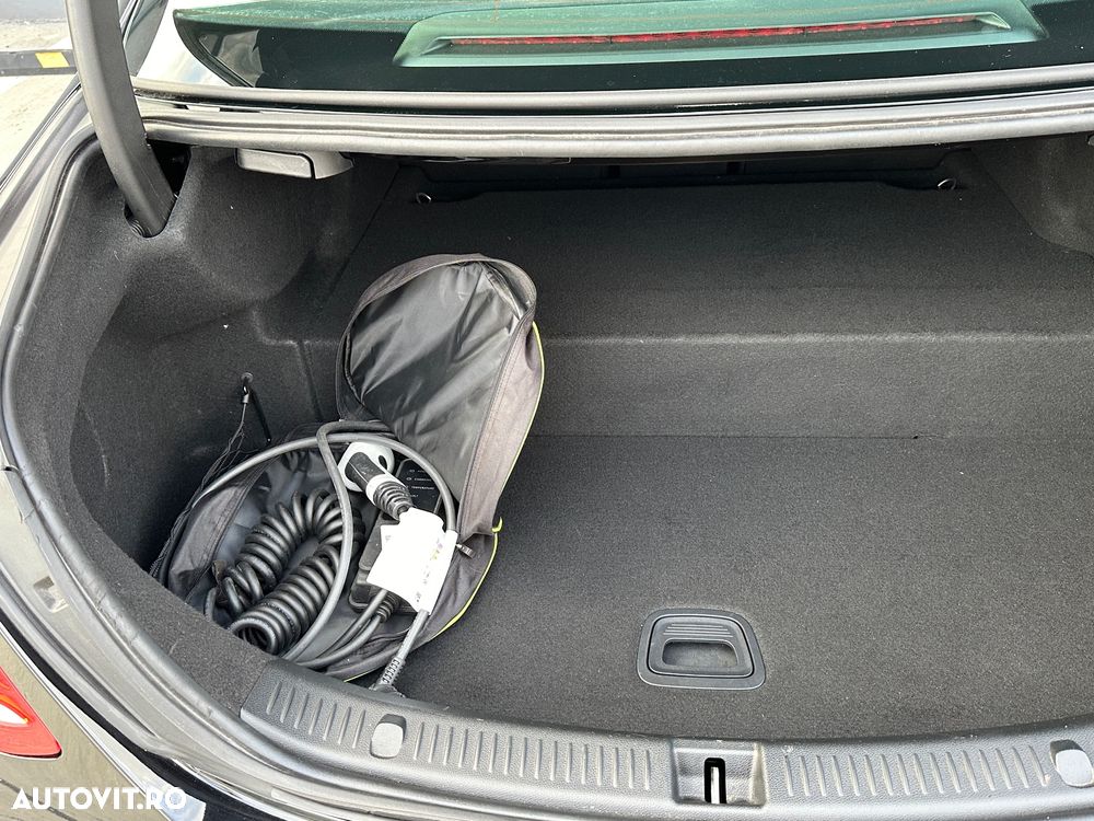 Mercedes-Benz E 300 Aut. - 20