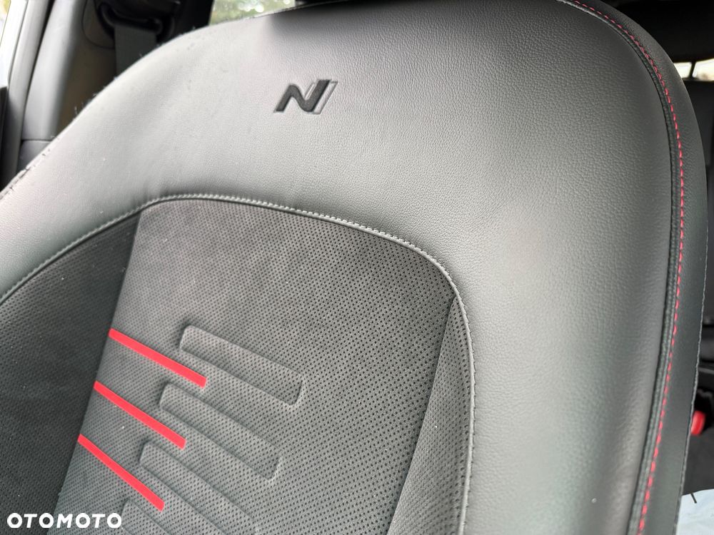 Hyundai Kona 1.6 T-GDI N-Line DCT - 12