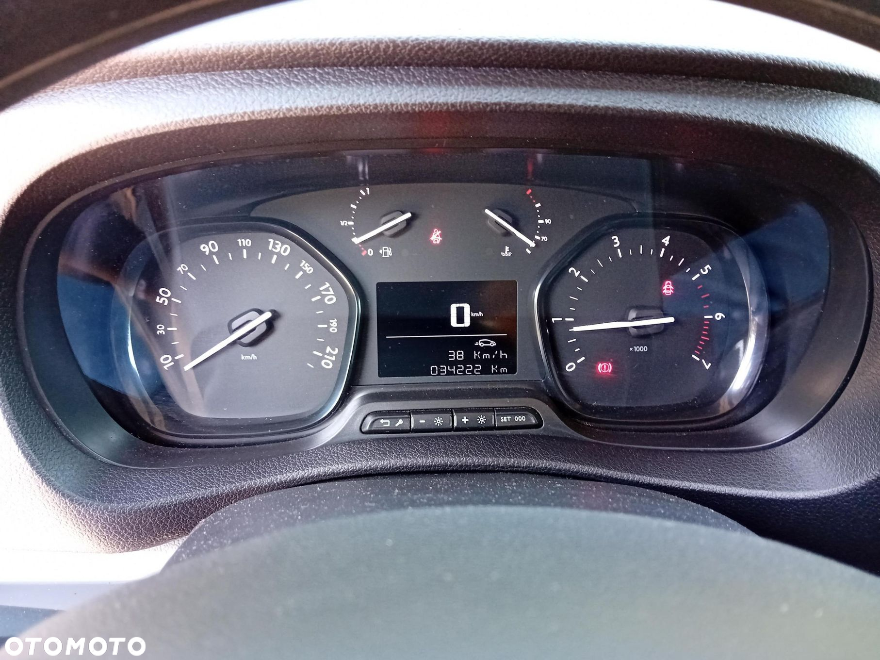 Toyota PROACE - 15