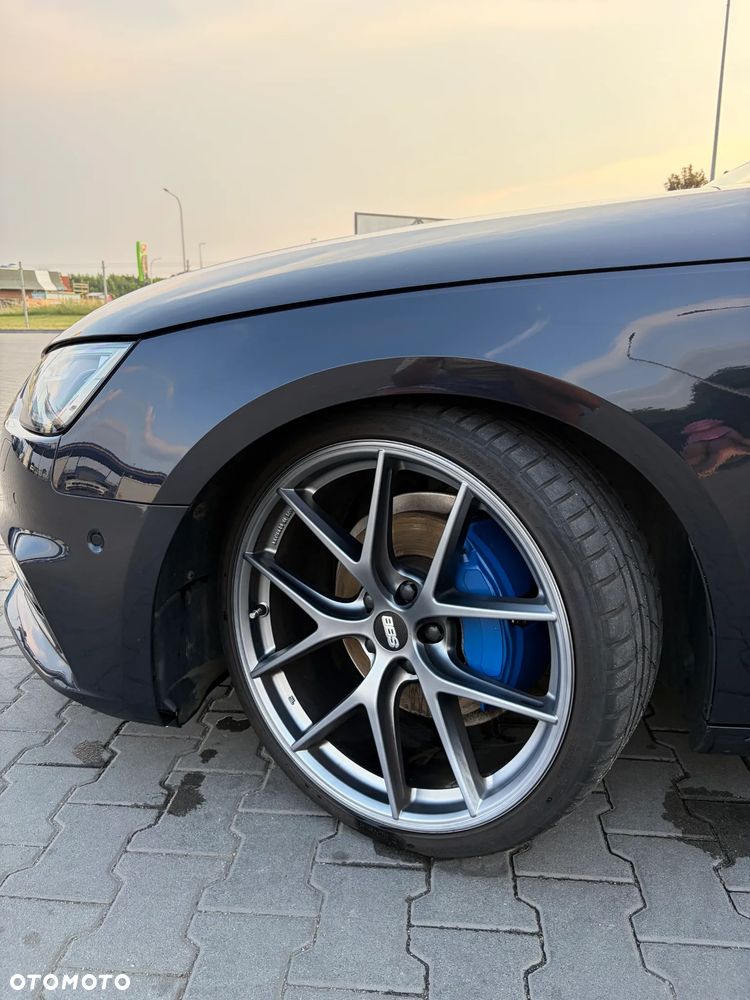 Audi A4 Limousine - 9