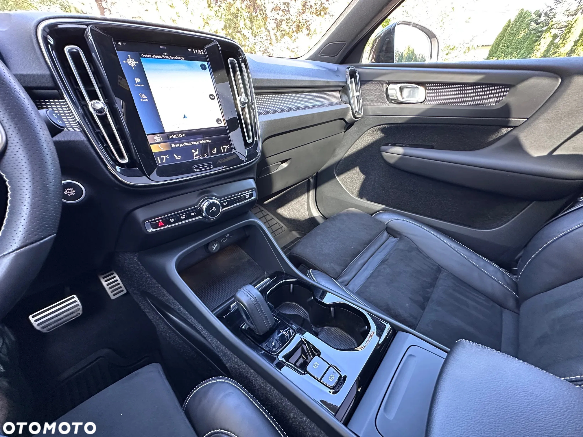 Volvo XC 40 T5 AWD Geartronic R-Design - 24