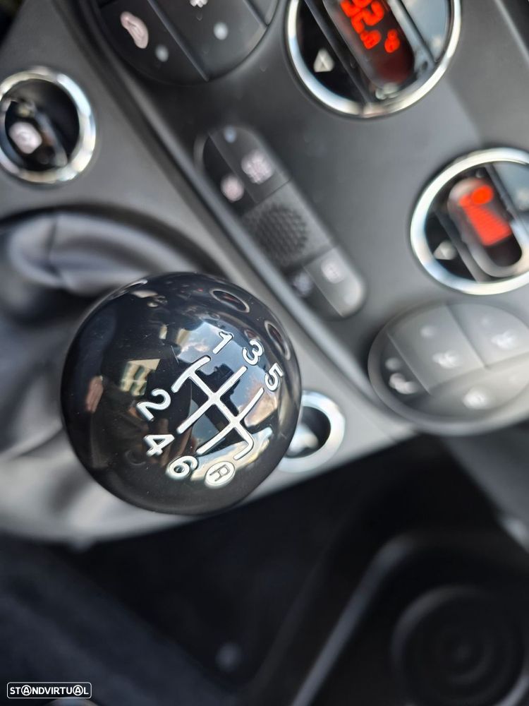 Fiat 500 1.0 Hybrid Connect - 18