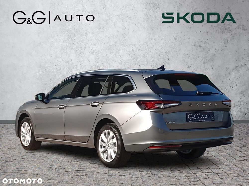 Skoda Superb 2.0 TDI SCR Edition 130 DSG - 4
