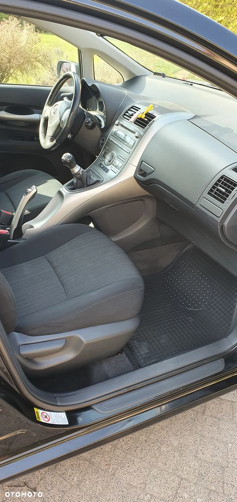 Toyota Auris 1.6 VVT-i Premium - 12