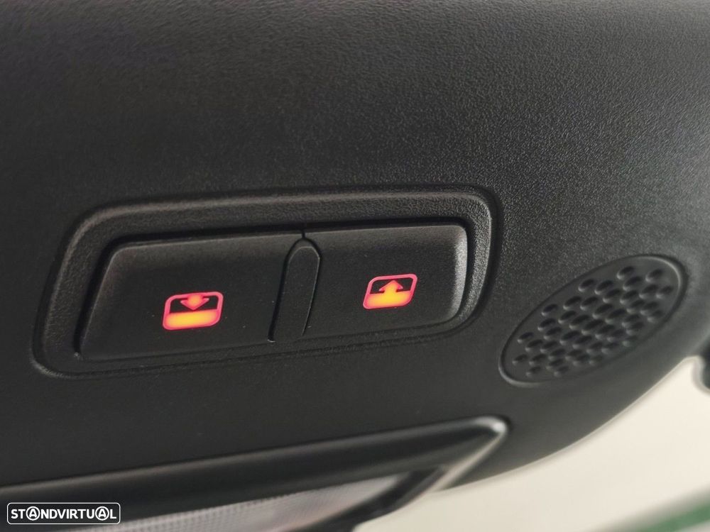 Fiat 500C 1.0 Hybrid Dolcevita - 32