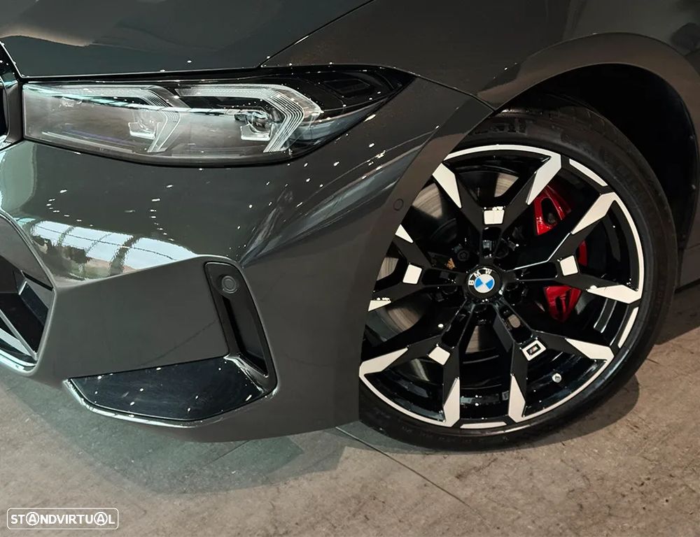 BMW 330 e Touring Pack Desportivo M Pro Auto - 6
