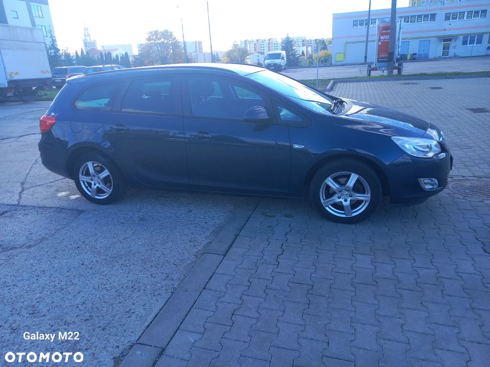 Opel Astra 1.4 Turbo Sports Tourer - 9
