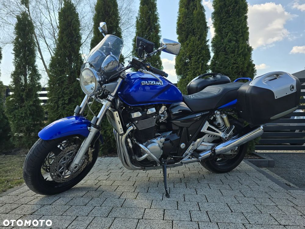 Suzuki GSX - 10